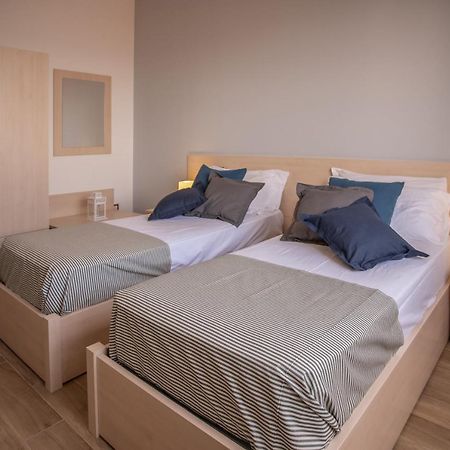 Seaview Rooms In The Center By Wonderful Italy 切法卢 外观 照片