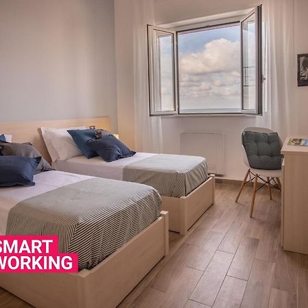 Seaview Rooms In The Center By Wonderful Italy 切法卢 外观 照片