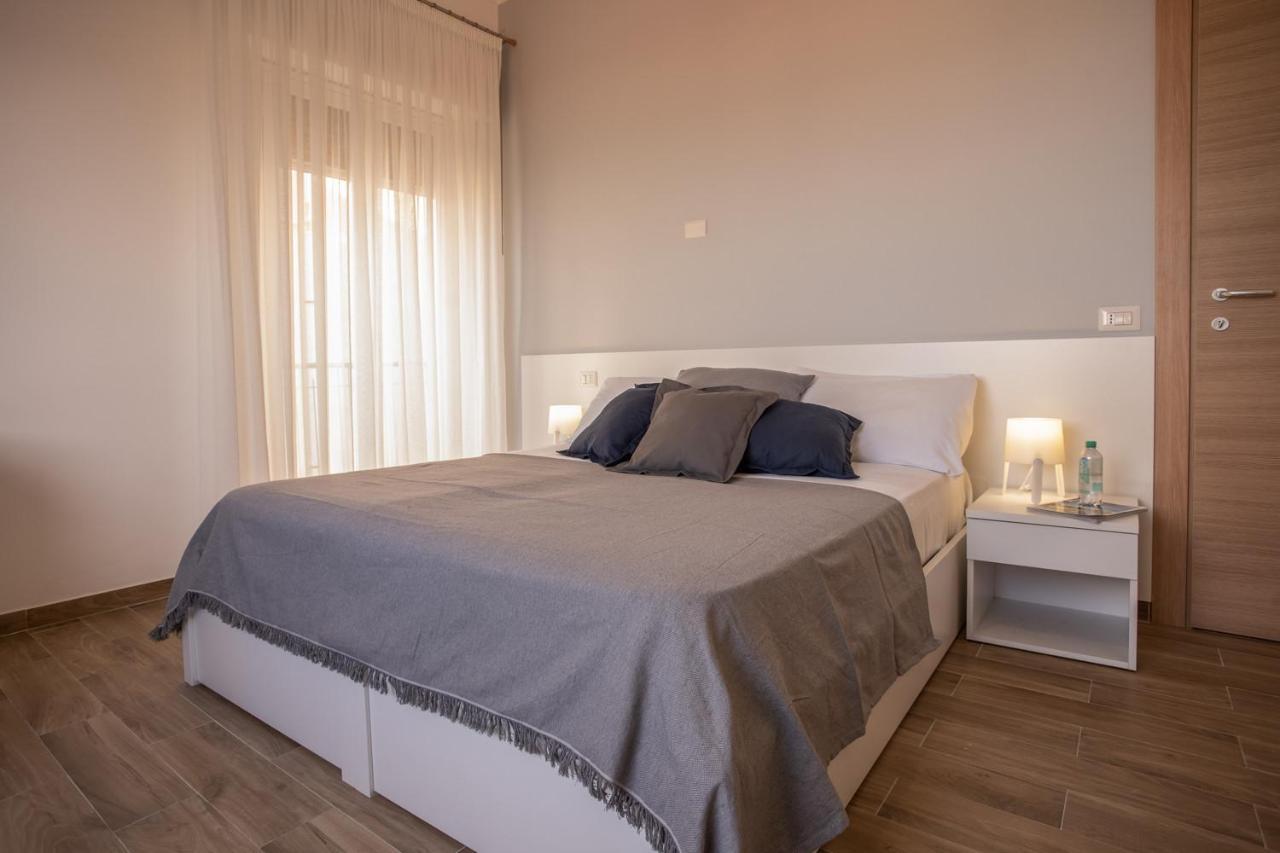 Seaview Rooms In The Center By Wonderful Italy 切法卢 外观 照片